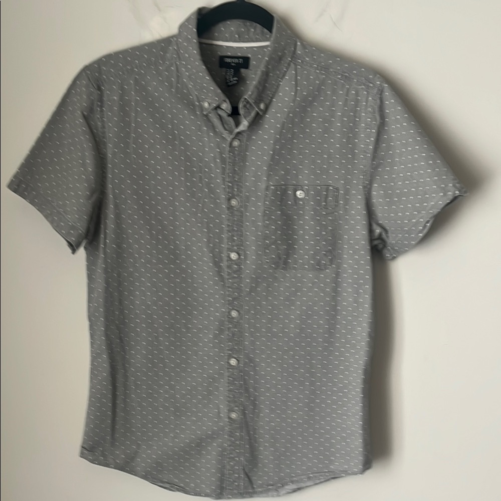 Forever 21 medium Men's Gray Short Sleeve Shirt